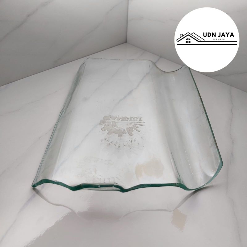 Atap Genteng Kaca Plentong Bulat Bundar Tebal 5mm Panjang 29,5cm Lebar 21cm Jarak Reng kayu atau Baj