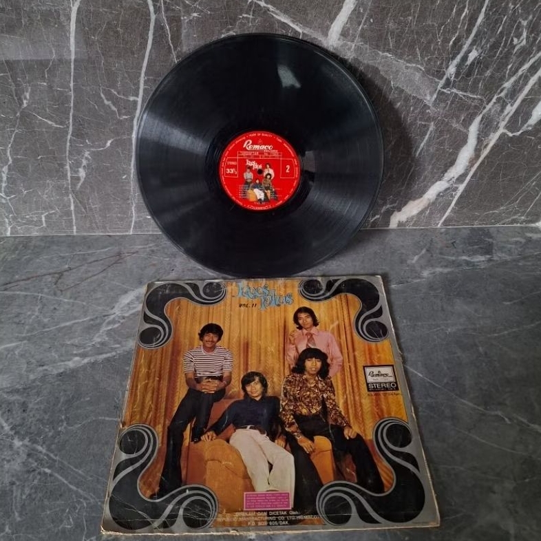 VINYL // KOES PLUS Volume 11 Remaco RECORD STEREO