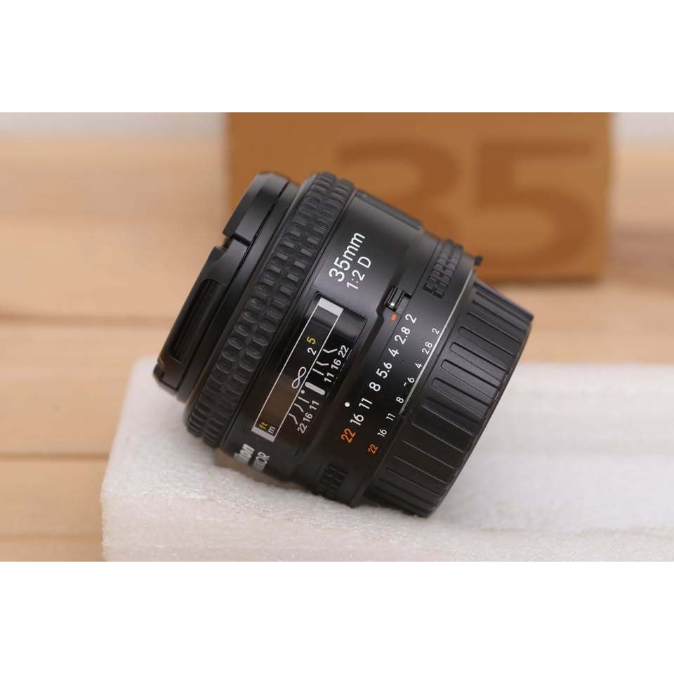 Nikon Nikkor AFD 35mm F2