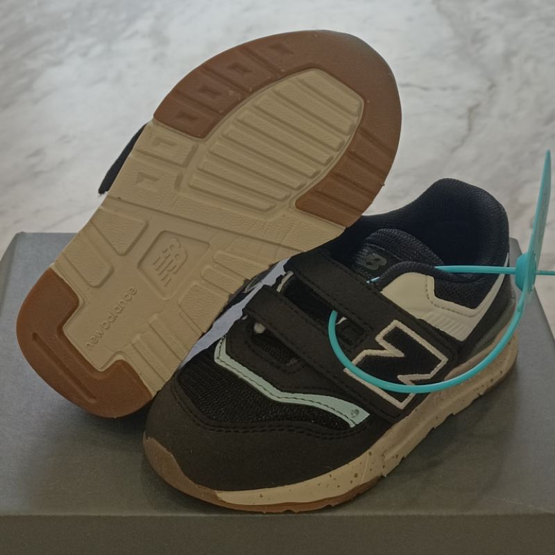 New Balance NB997H Sneakers Kids / Sepatu Sneaker Anak / Sepatu Sport / Sepatu Sekolah Hitam / NB 99