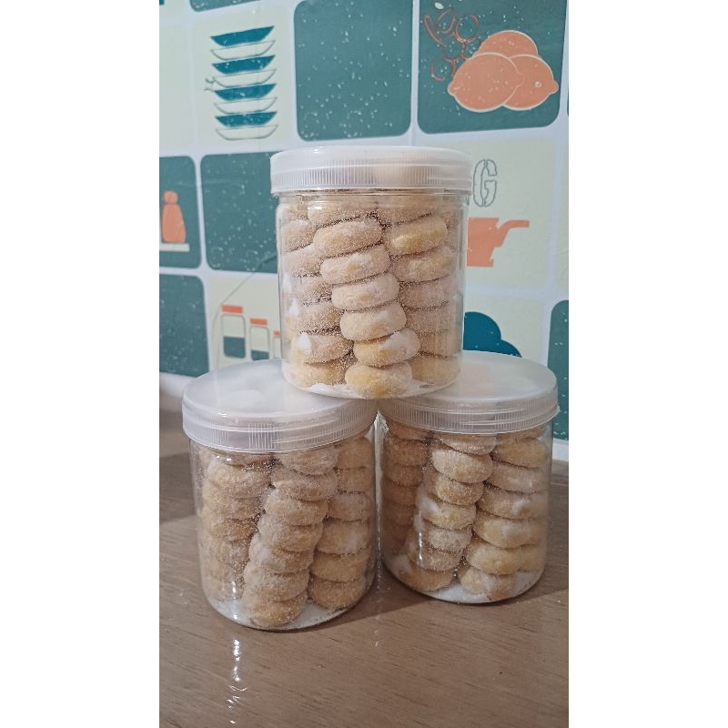 

Kue Putri Salju 600ml