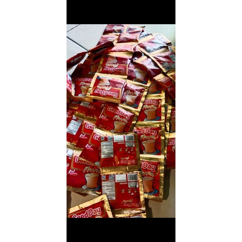 

good day mocacinno 1 renteng isi 10pcs paling murah