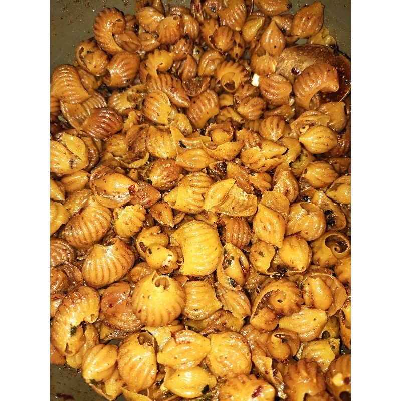 

Makaroni kerang gak keras kriuk gurih pedas 250gr