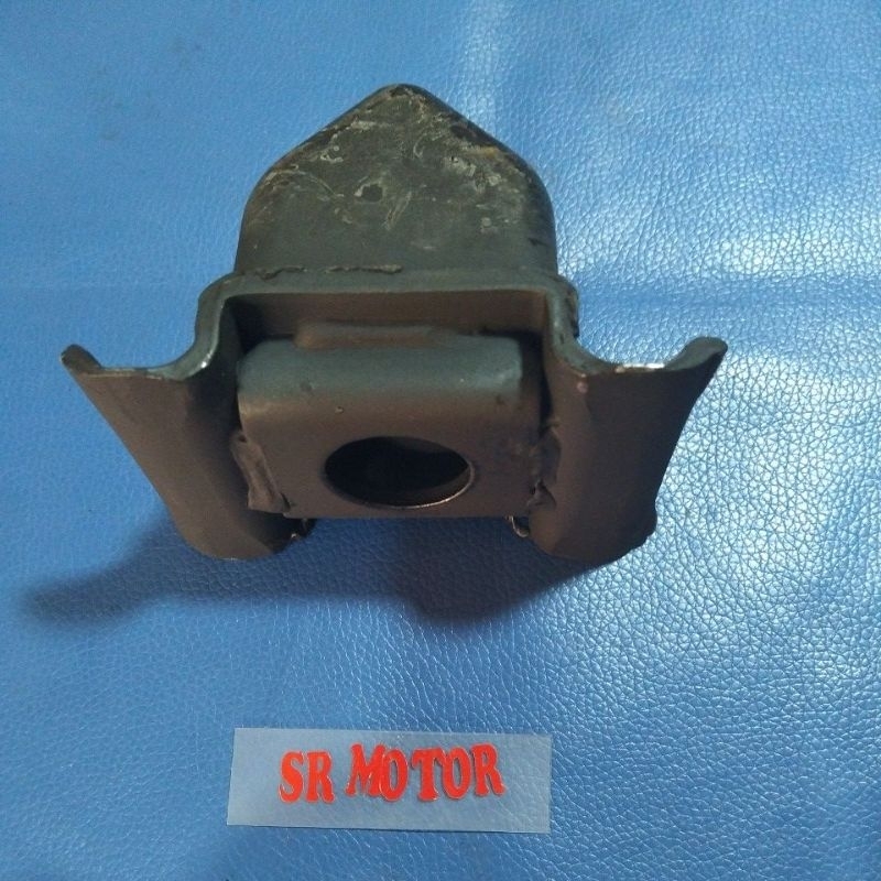 stoper depan canter/ragasa pendek ori