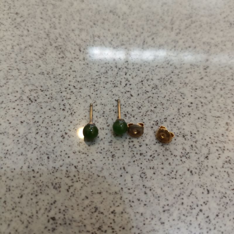 Aksesories imitasi Anting giwang tusuk motif bulat giok PRELOVED