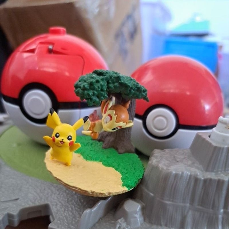 Pokemon Nintendo Figure