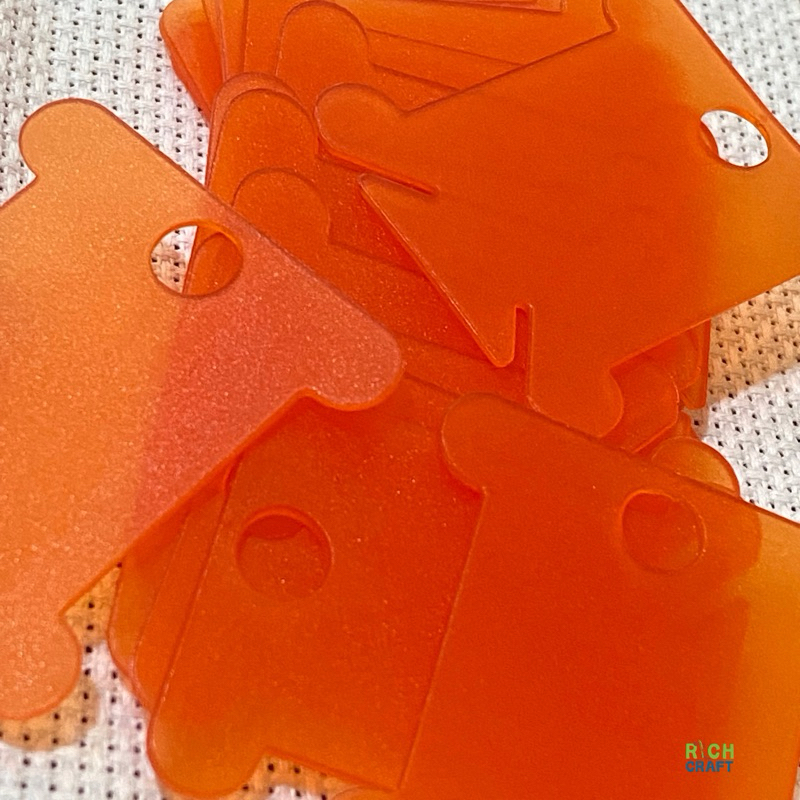 Bobbin Plastik China 20pcs, bobbin untuk gulung benang, bobbin kristik, crossstitch bobbin