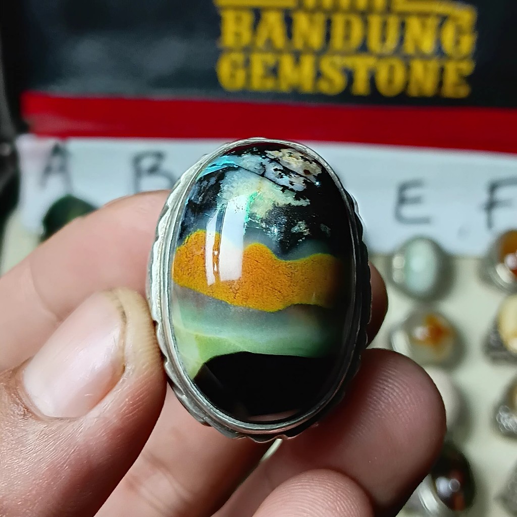 Batu Akik Pancawarna Garut Darson – Keindahan Alami, Kualitas Premium - BK0074