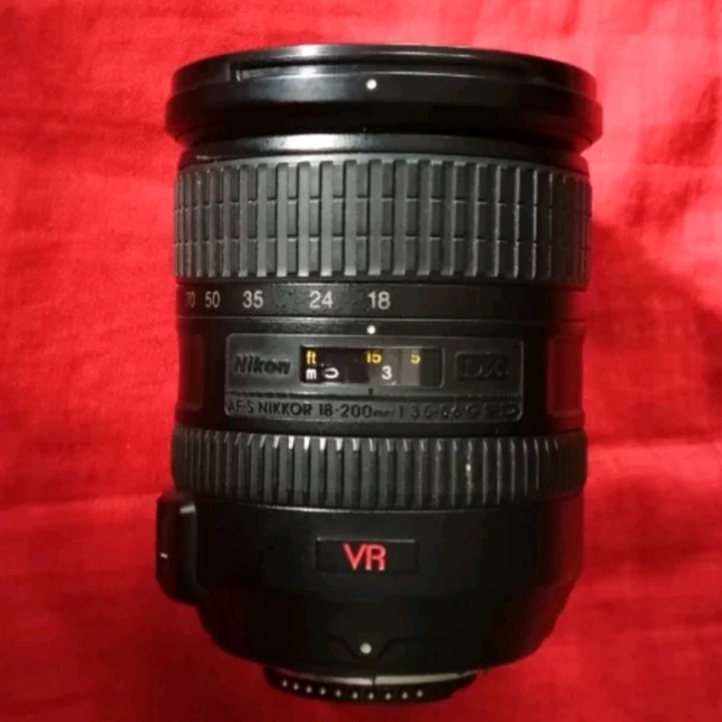 Lensa sapujagat Nikon 18-200 vr Af-s