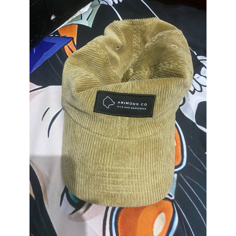 Topi Animous Beige