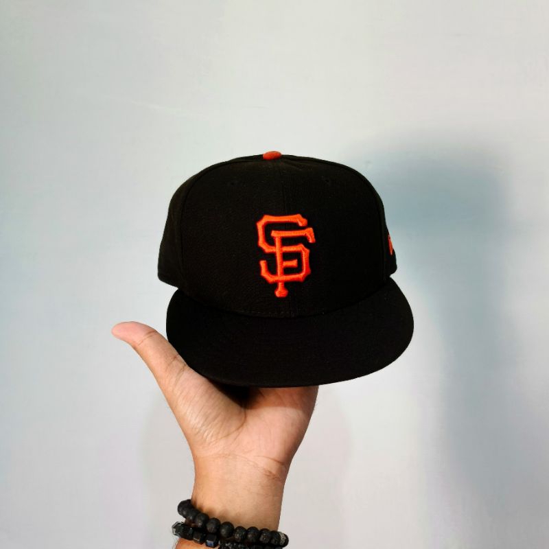 Snapback New Era San Fransisco SF Fitted 7- 3/8 On Field Cap Original