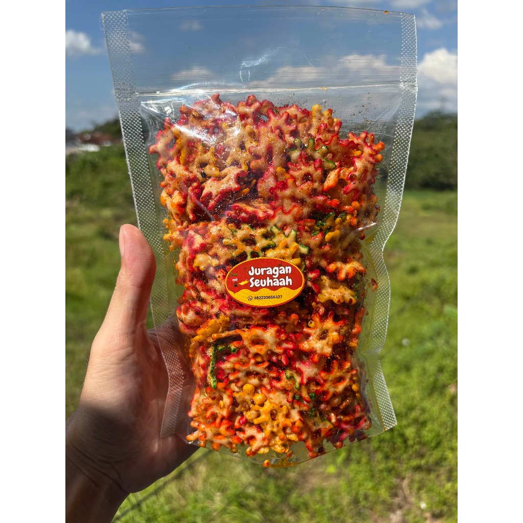 

Kerupuk Bintang Warna Warni Pedas Daun Jeruk Bumbu Seblak 250gr