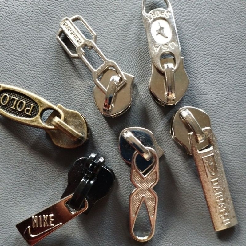 Kepala Resleting no 10 besar