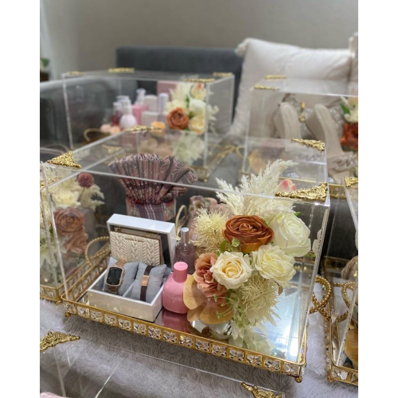 TRAY KRISTAL GAGANG+TUTUP AKRILIK