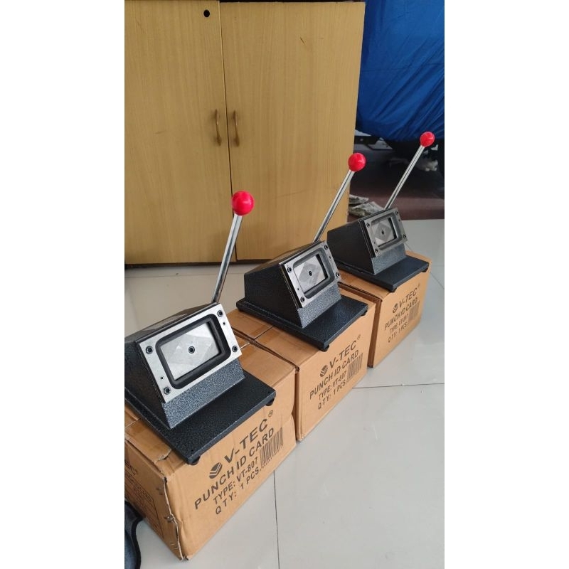 

Plong ID Card / alat potong ID card PVC Card tipe VT 807