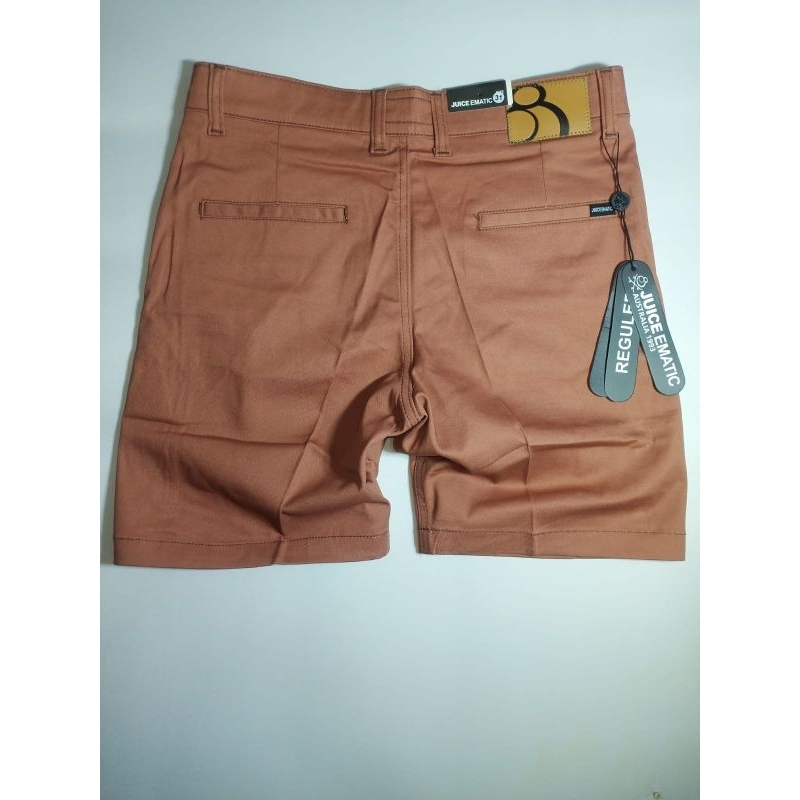 Celana Pendek Manchester Red