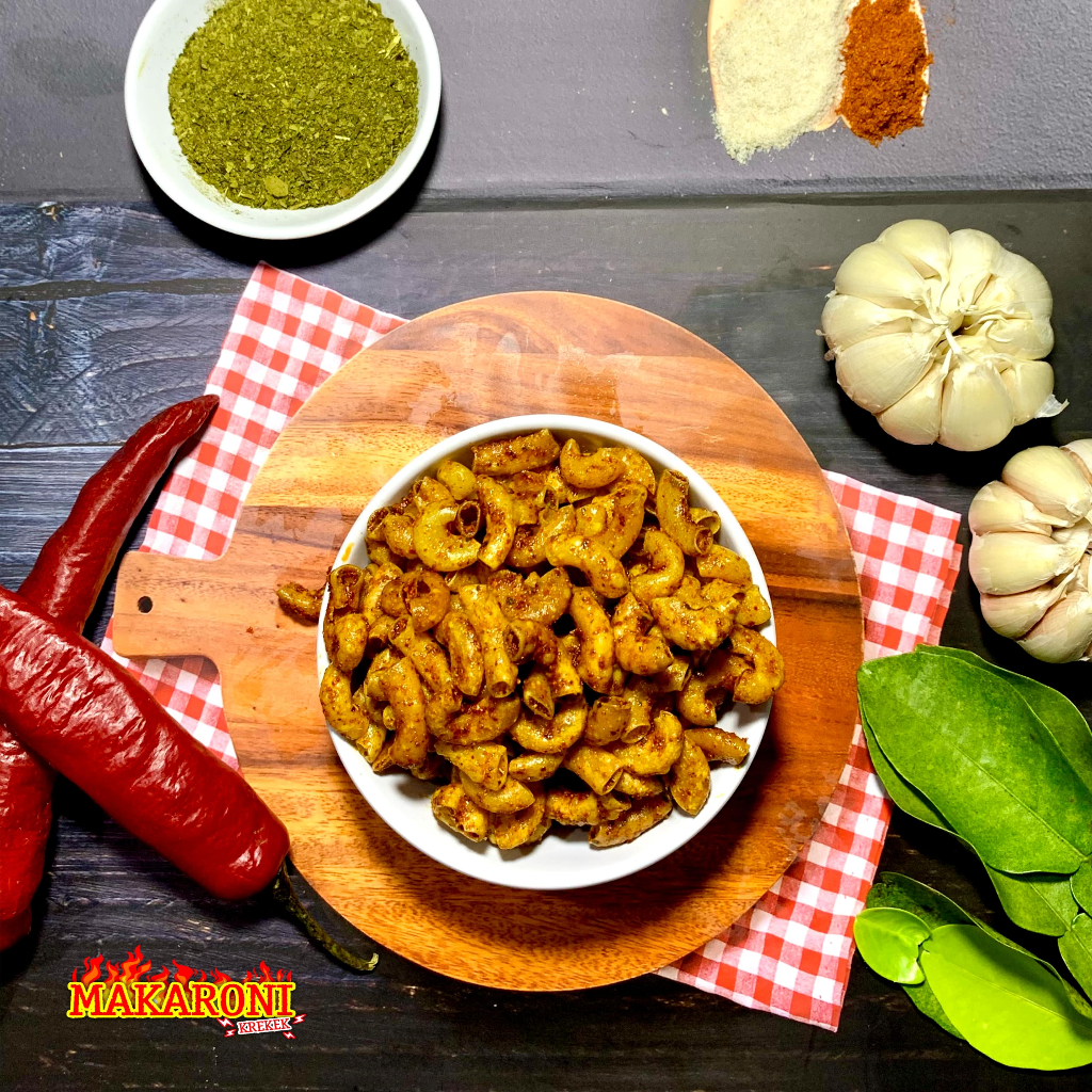 

Makaroni Krekek - Pedas Bawang Asin dan Pedas Daun Jeruk - 200gr