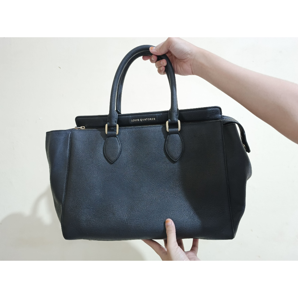 Tas merk Louise Quatorze bekas preloved