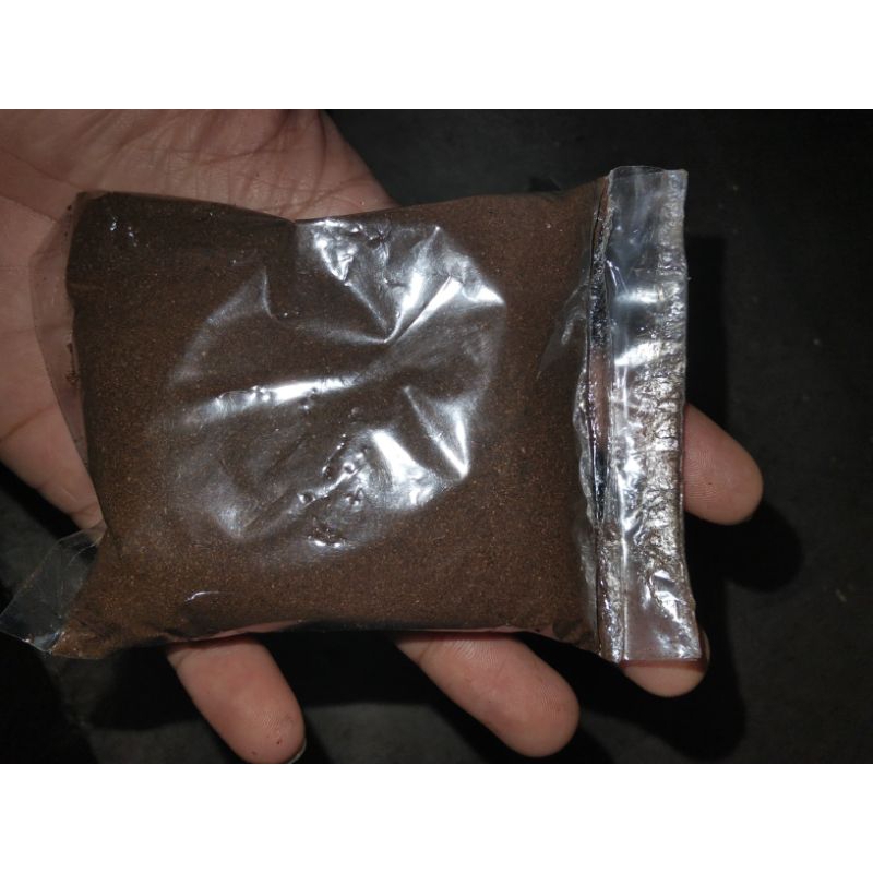 

KOPI MURNI BUBUK HITAM 100 gram
