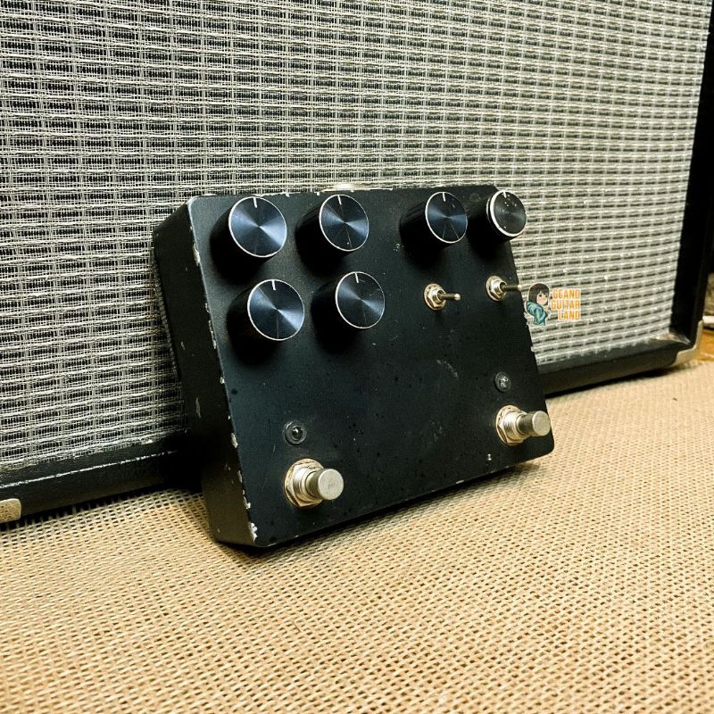 AHS Chorus and Cabinet Simulator Pedal