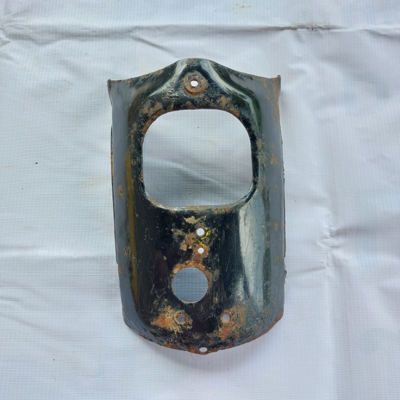 BRECKET BREKET BESI DUDUKAN SPAKBOR SELEBOR BELAKANG SUZUKI TS 125 ORIGINAL