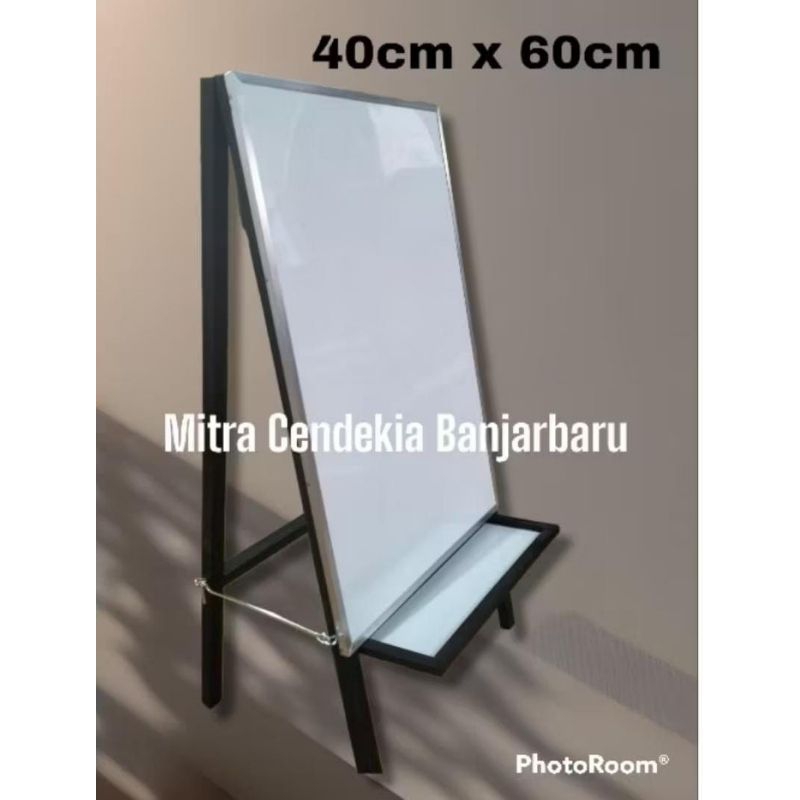 

Papan Tulis Anak White board Kaki Lipat 40cm x 60cm