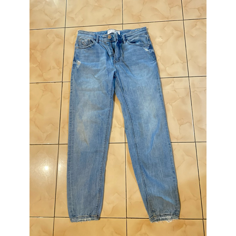Preloved Skinny mom Hw Jeans Stradivarius