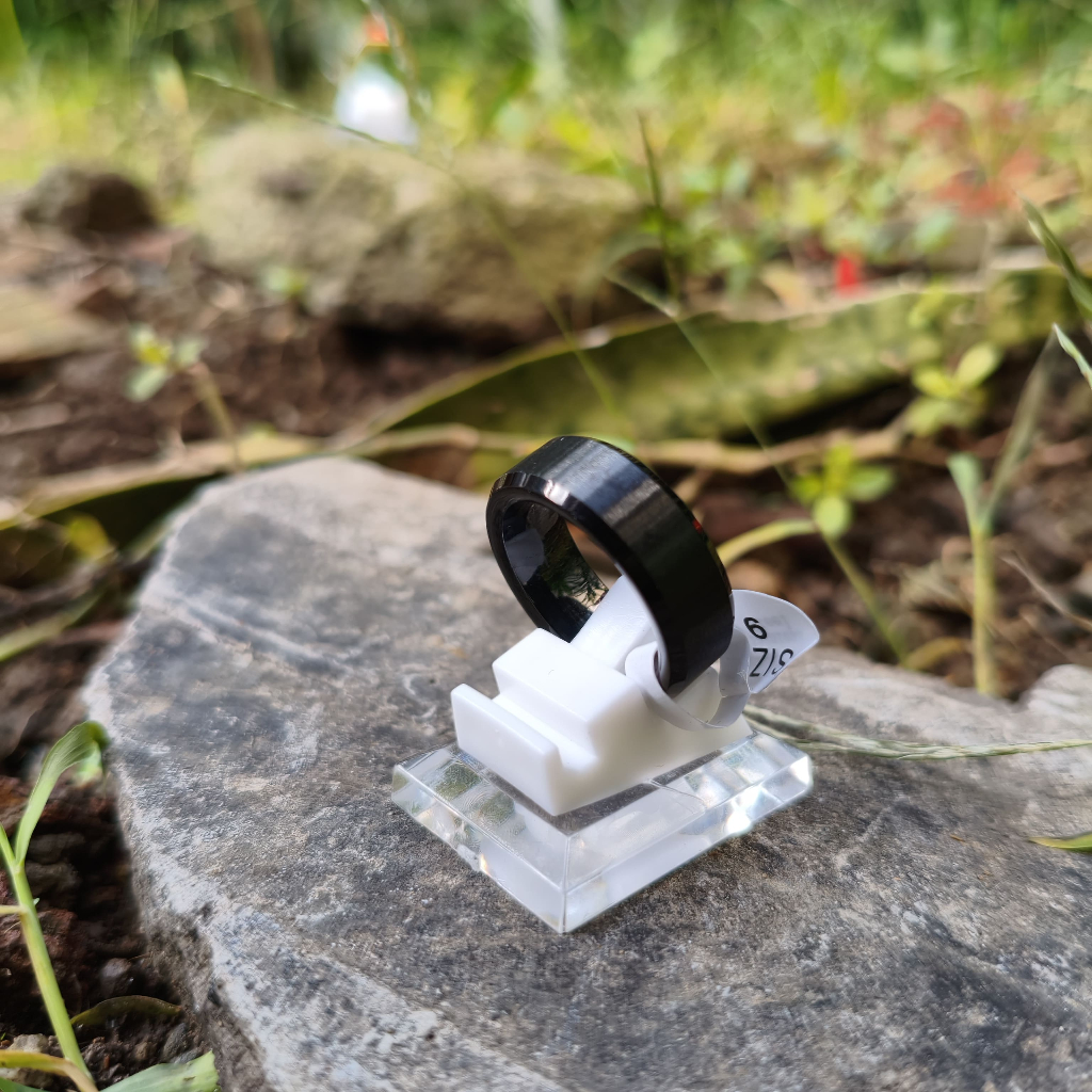 CINCIN TITANIUM PRIA WANITA ASLI ANTI KARAT POLOS GAGANG KEEMASAN 012