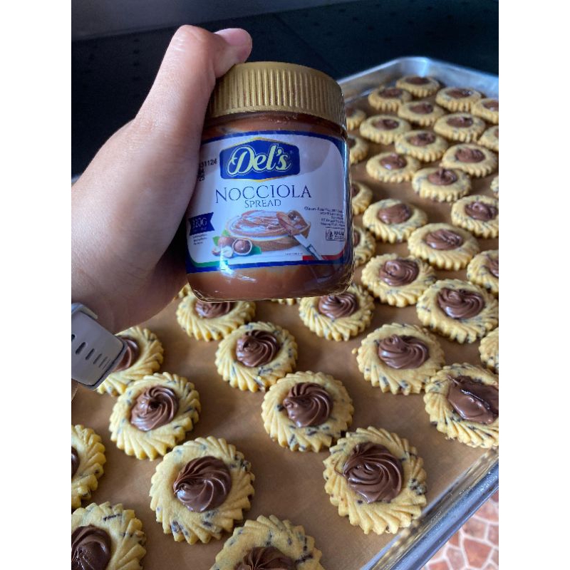

Hazelnut cookies / kue kering hazelnut / Del's recipe hazelnut cookies