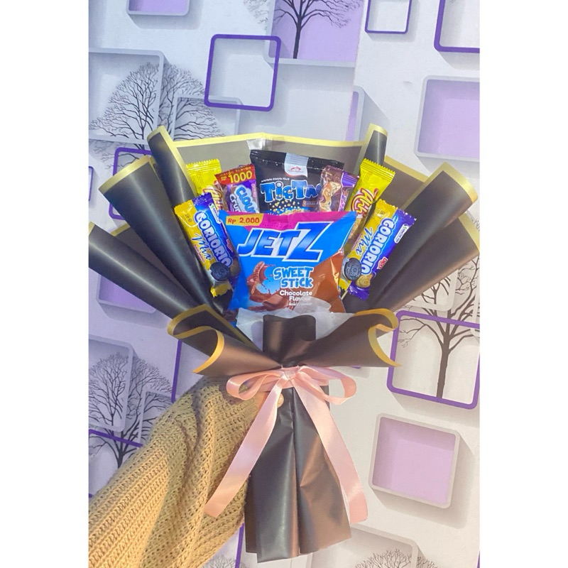 

Buket snack siap kirim(free packing)buket wisuda/ultah/graduation