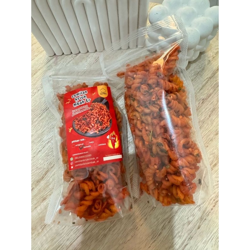 

MAKARONI spiral balado bawang daun jeruk | kemasan 85gr