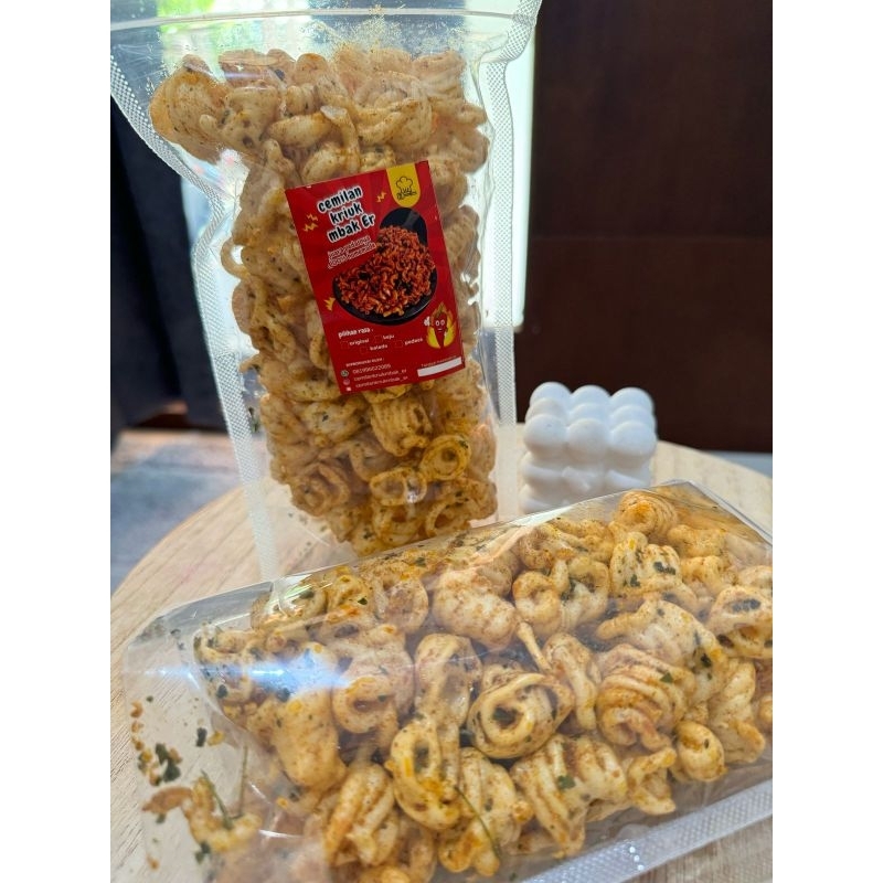 

KERUPUK PEDAS daun jeruk | kemasan 100gr