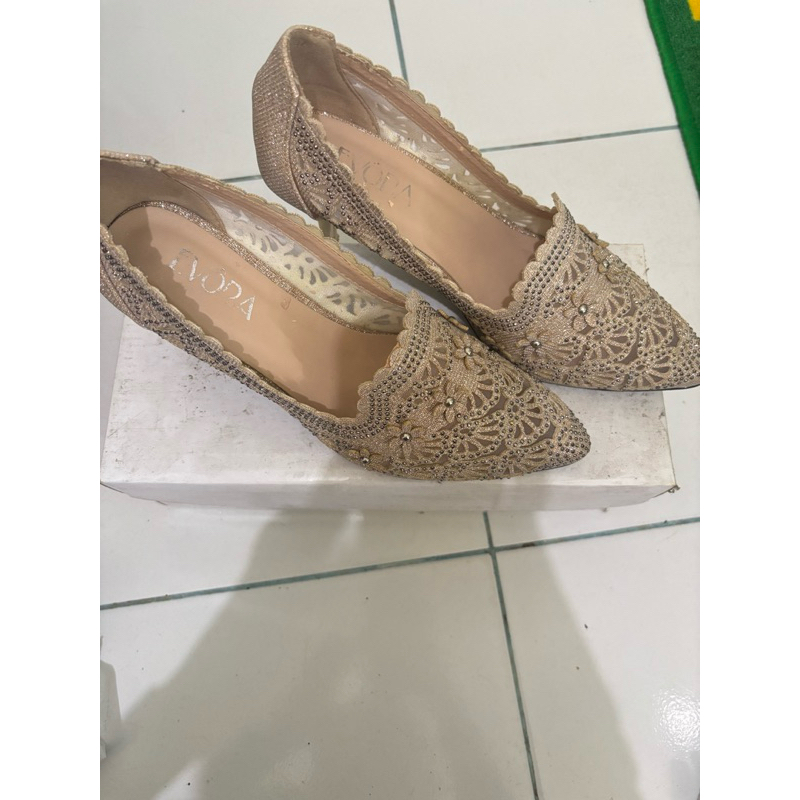 Preloved PL Sepatu Heels Pesta