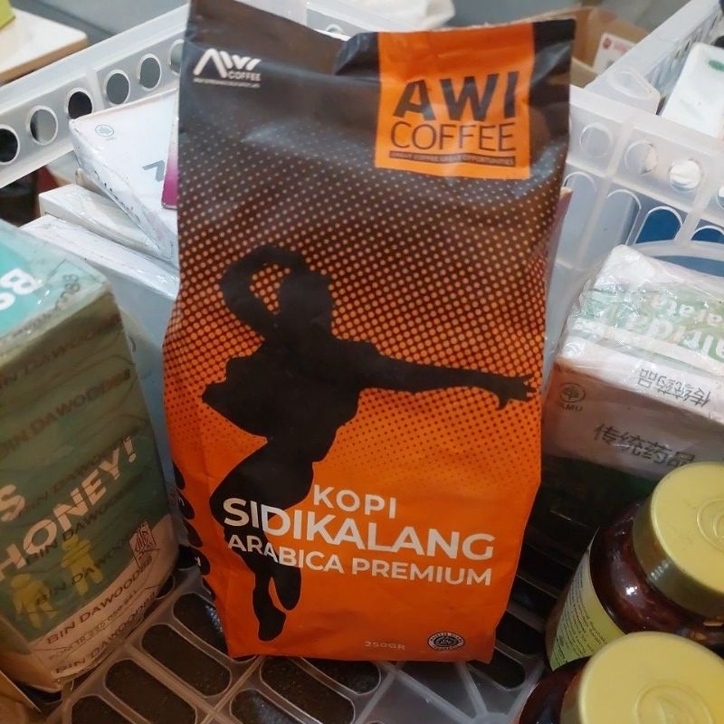 

AWI COFFEE KOPI SIDIKALANG ARABICA PREMIUM 250GR