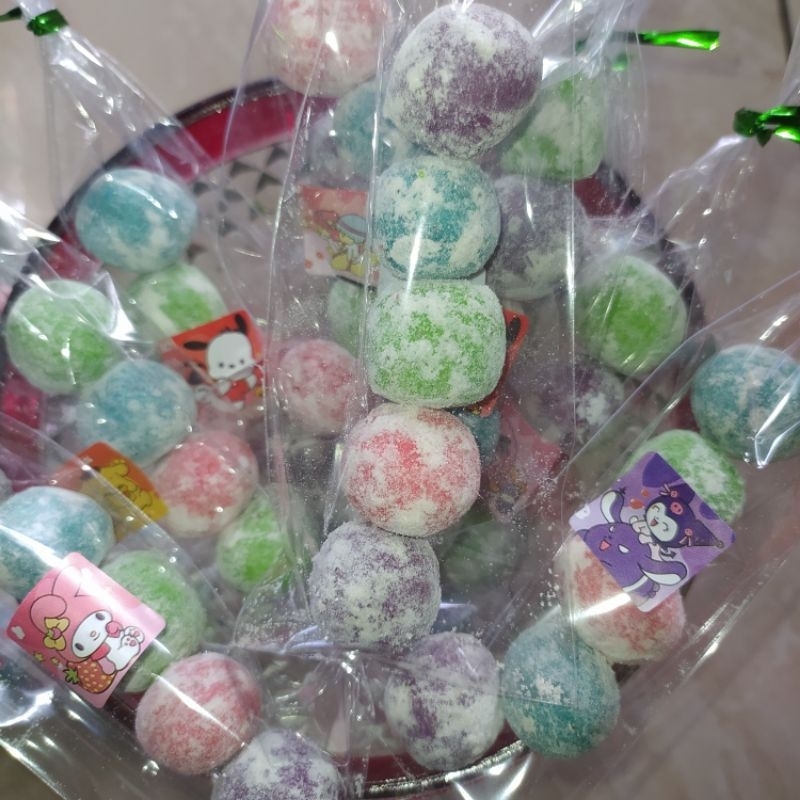 

BOLA SUSU DANCOW Premium 2000an/Bola susu Ekonomis