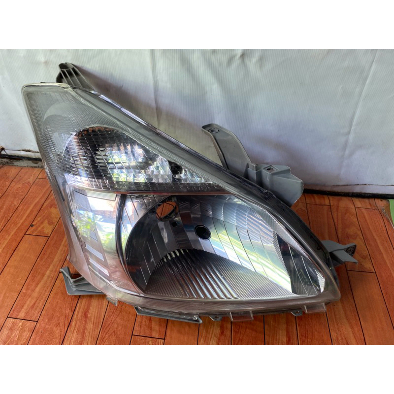 Headlamp Lampu Depan All New Toyota Avanza 2012 - 2014 Kanan dan Kiri Original Second