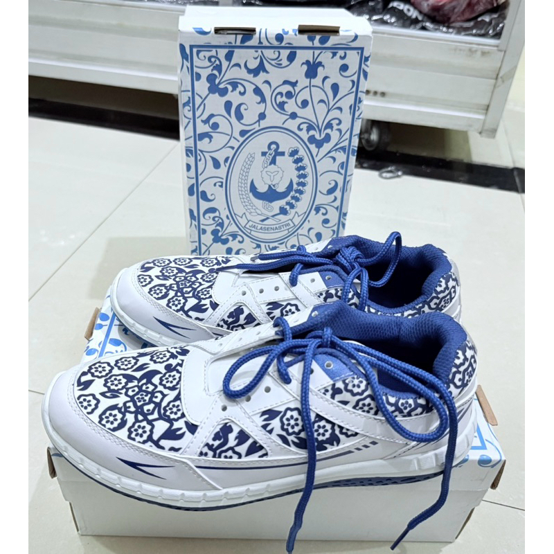 Sepatu Olahraga Jalasenastri Original Terbaru
