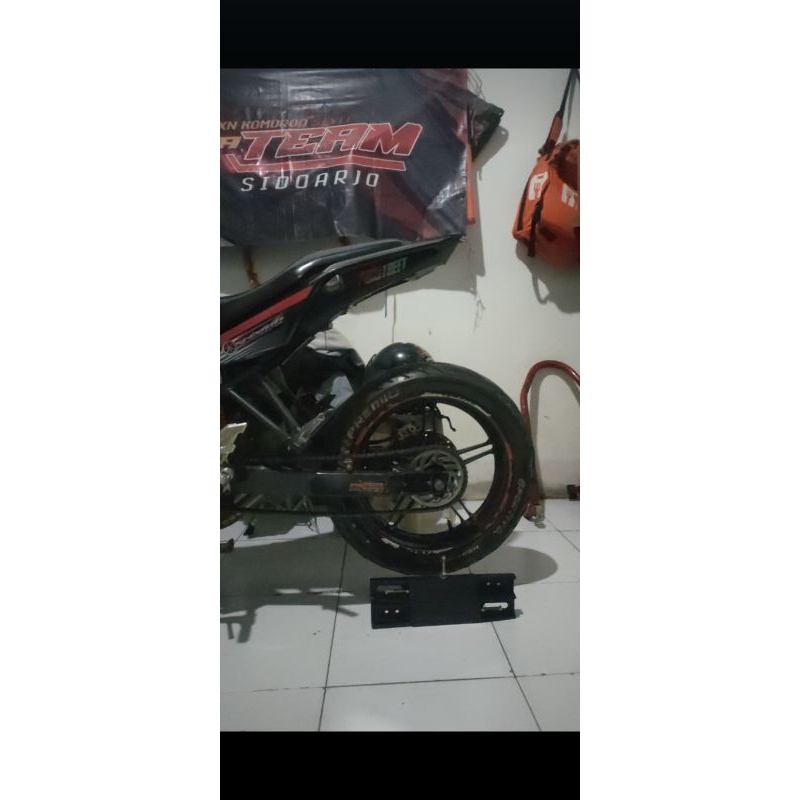 pemanjang arem Vixion, CBR 150R