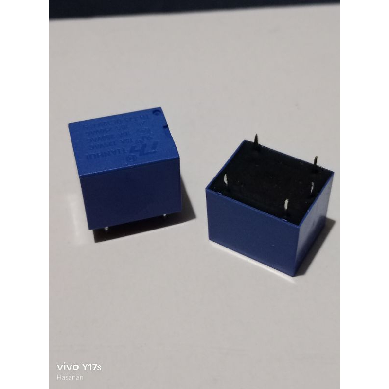 RELAY 12VOLT 5 KAKI /PIN Relay 12volt 5pin/1PCS