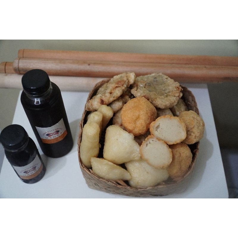 

pempek Palembang pempek campur 25 pcs