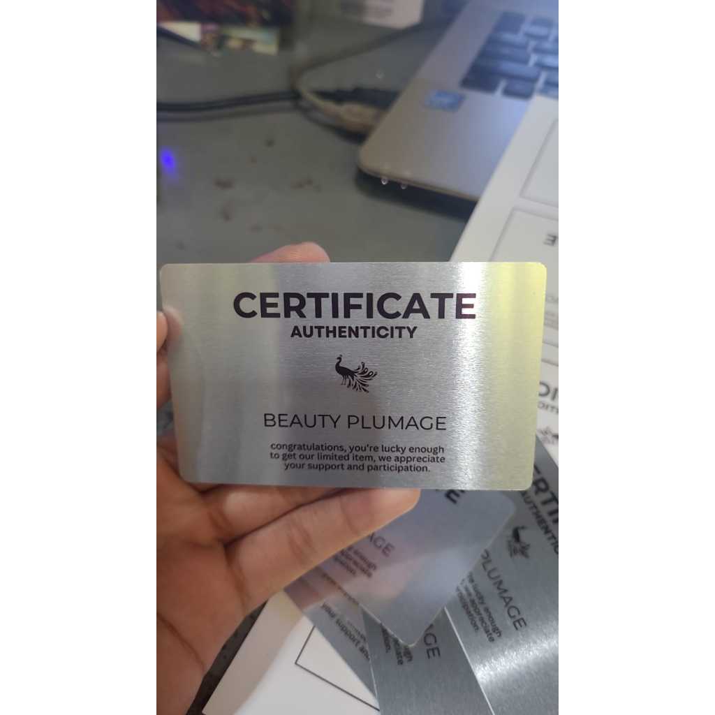 

Cetak Kartu Custom Gold/Silver Aluminium 0.40 mm - Tampilan Premium untuk Bisnis Anda!