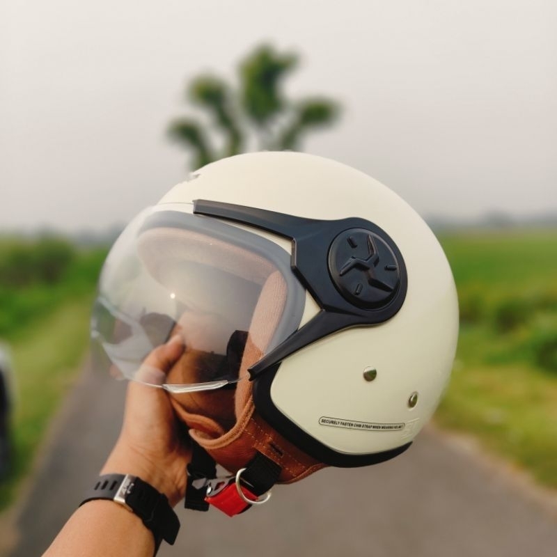 Helm Cargloss Hijab Bisa Untuk Pria Dan Wanita Dewasa ( sudah ada wadah cepolan/sanggup)