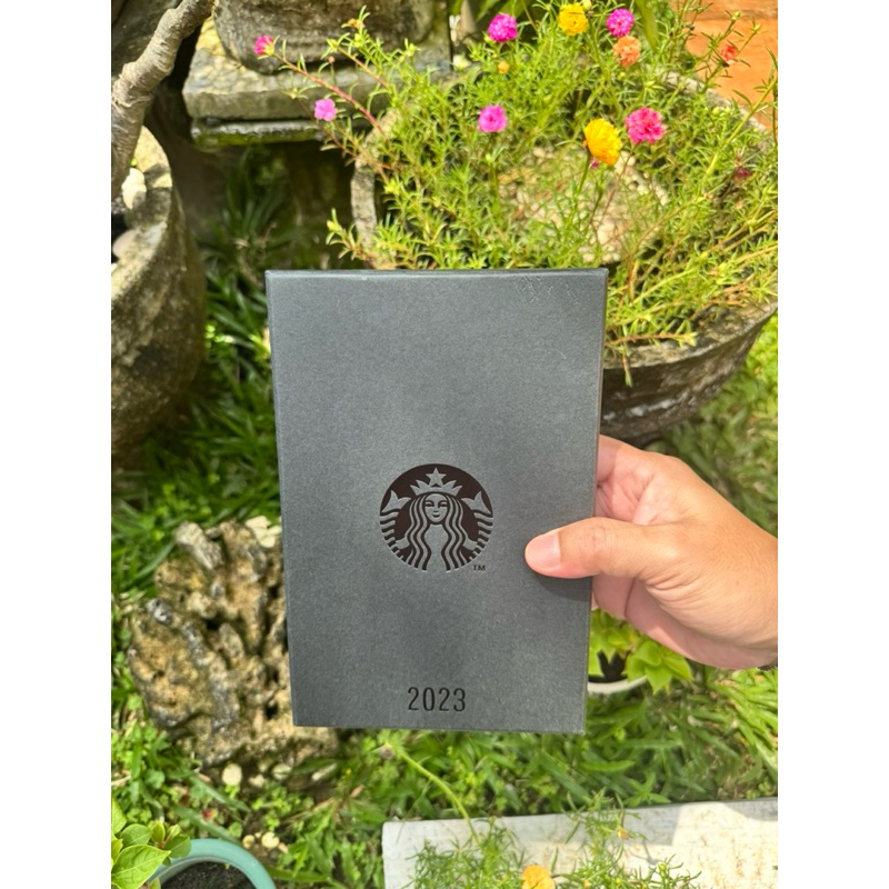 

Starbucks X Moleskine Exclusive Planner 2023