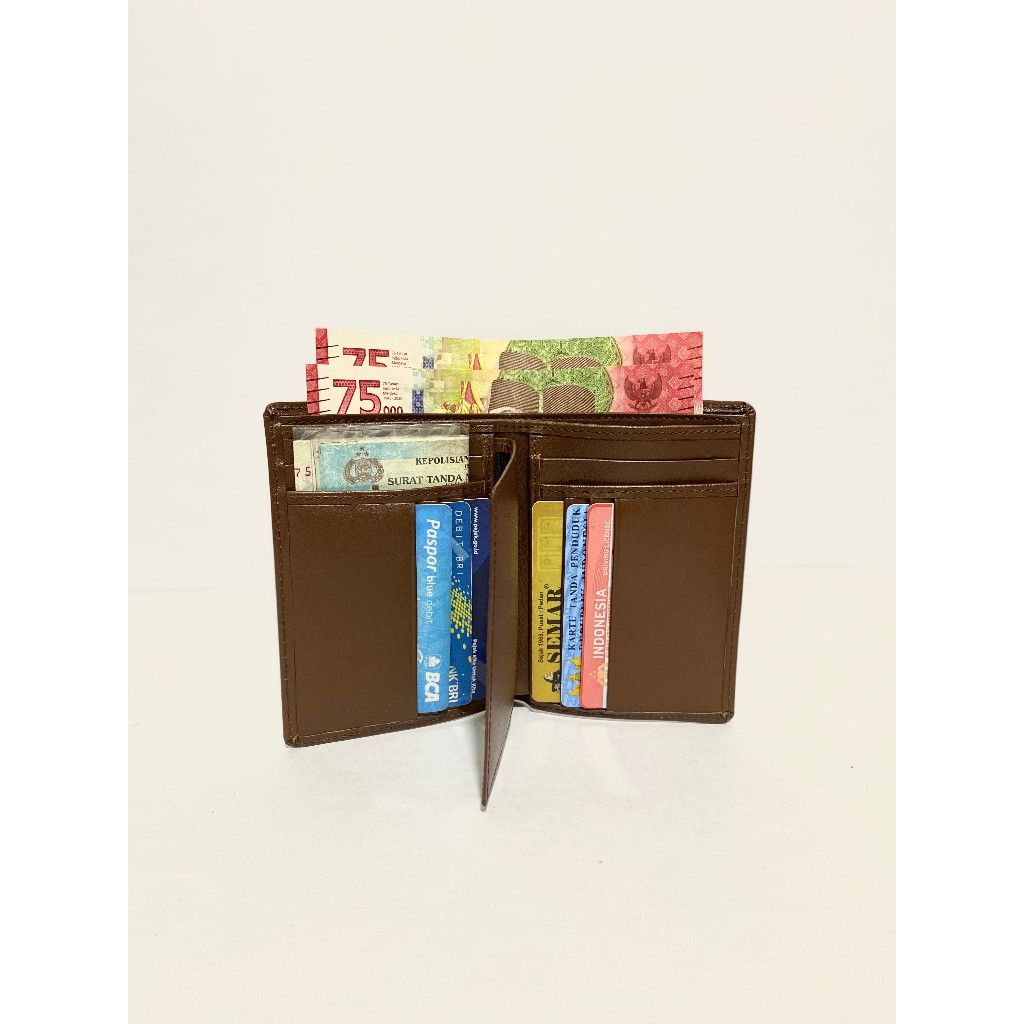 Dompet pria 3/4-Dompet berdiri