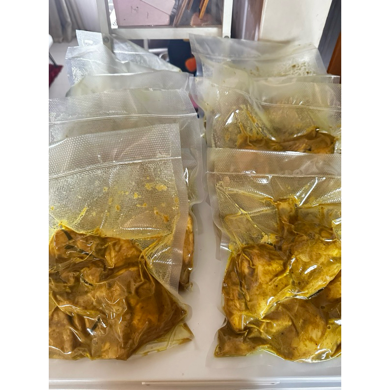 

frozen ayam serundeng