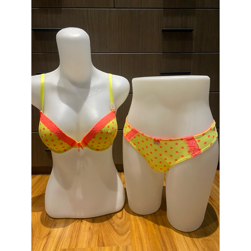 bra set lasenza 32c (3set)