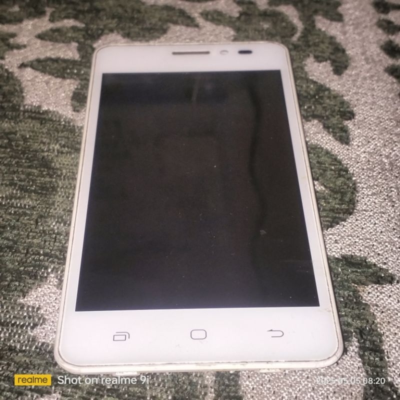 LCD Andromax A/A-16C3H