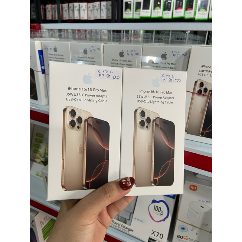 TRAVEL CHARGER FULLSET IPHONE C TO C 35W