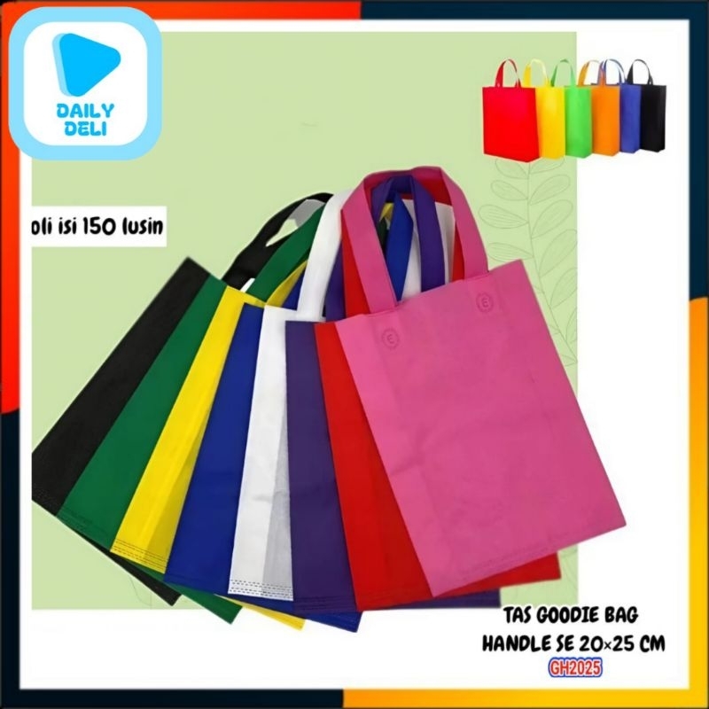

GROSIR TAS GOODIE BAG HANDLE SE 20X25CM MURAH VIRAL BAHAN SPUNBOUND