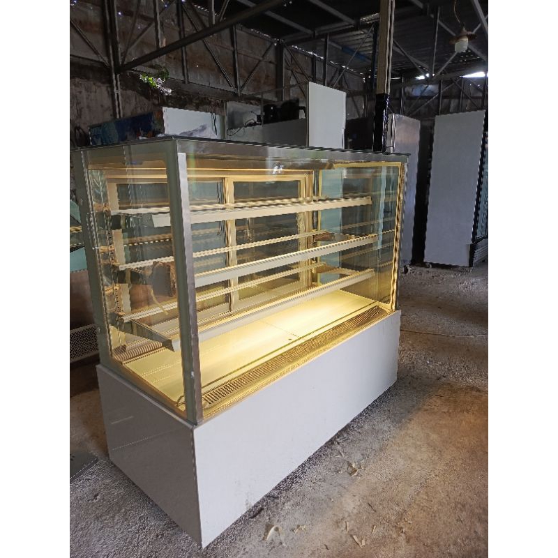 cake showcase kotak ukuran 150 cm second